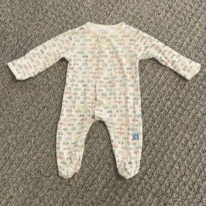 Magnetic Me Transportation Footie PJs 0-3